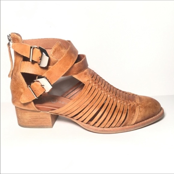 Jeffrey Campbell Shoes - Jeffery Campbell Stinson booties